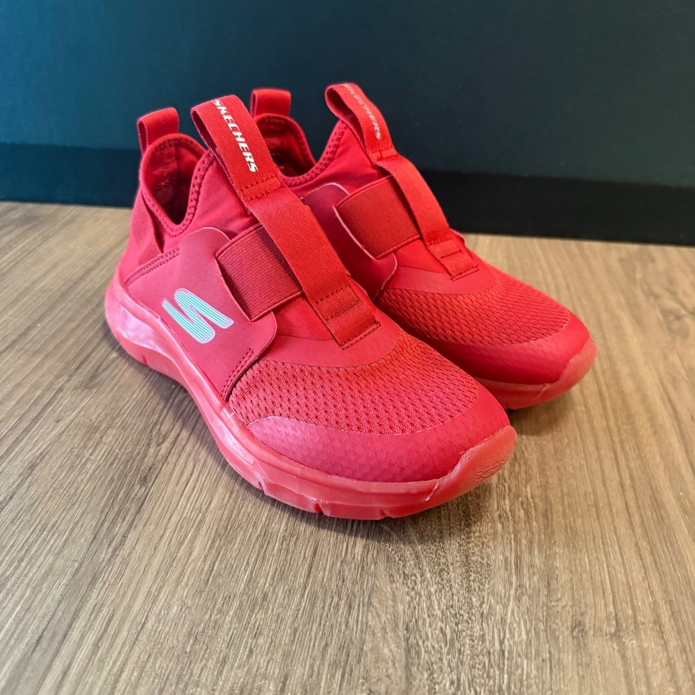 Skechers Kids Red Slip On Sneakers Mesh Athletic Shoes 403878L Size 3.5Y